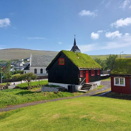 Turf House Cottage - Near Airport Mithvagur Exteriér fotografie