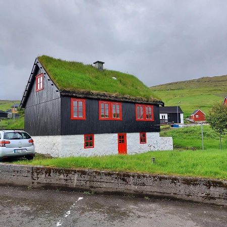 Turf House Cottage - Near Airport Mithvagur Exteriér fotografie