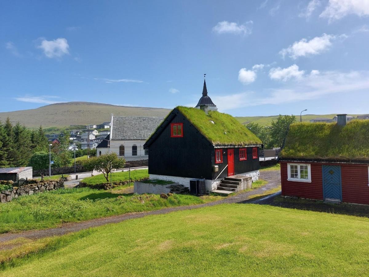 Turf House Cottage - Near Airport Mithvagur Exteriér fotografie